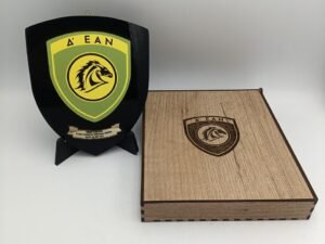 ΠΛΑΚΕΤΑ ΜΑΥΡΟ ΠΛΕΞΙΓΚΛΑΣ