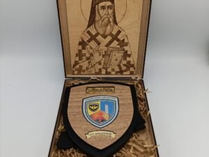 ΞΥΛΙΝΗ ΠΛΑΚΕΤΑ ΜΕ ΕΓΧΡΩΜΗ ΕΚΤΥΠΩΣΗ ΚΑΙ ΣΚΑΛΙΣΤΗ ΕΙΚΟΝΑ ΑΓΙΟΥ